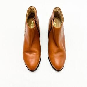 Vionic Georgia Brown Leather Side Stitched Booties Mint Condition Size 10